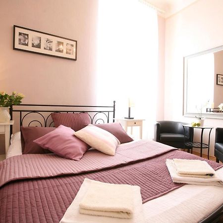 Apartment Karolina Prague Extérieur photo