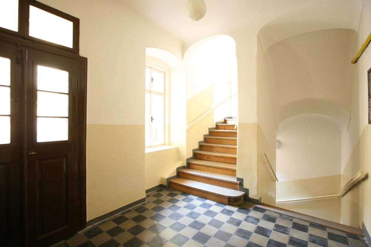 Apartment Karolina Prague Extérieur photo